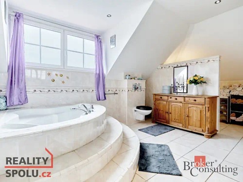 Prodej domu 202 m², pozemek 965 m²