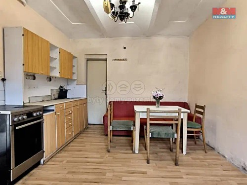 Prodej domu 70 m², pozemek 993 m²