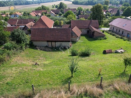Prodaná zemědělská usedlost 200 m², pozemek 1196 m²