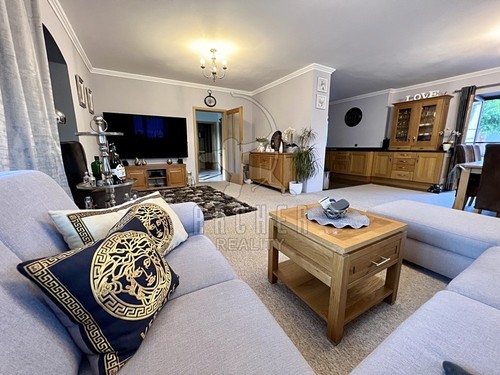 Prodaný dům 272 m², pozemek 1050 m²