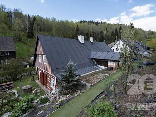 Prodaný dům 200 m², pozemek 1000 m²