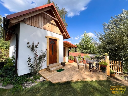 Prodej stavebního pozemku 1869 m²