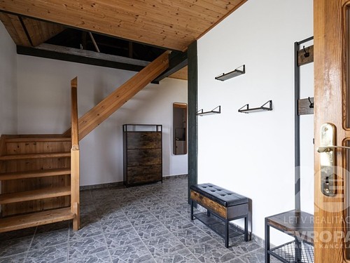 Prodaný dům 380 m², pozemek 3809 m²