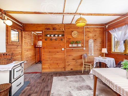 Prodaná chata 30 m², pozemek 242 m²