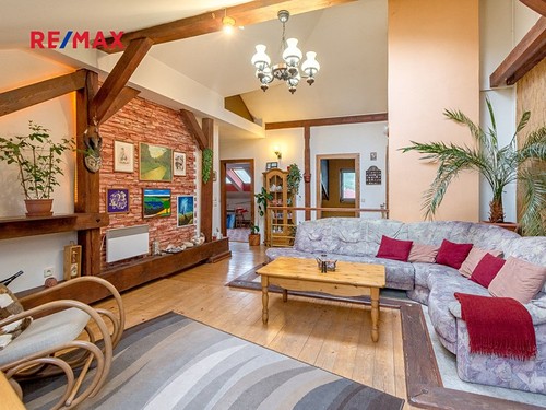 Prodaný dům 640 m², pozemek 1819 m²