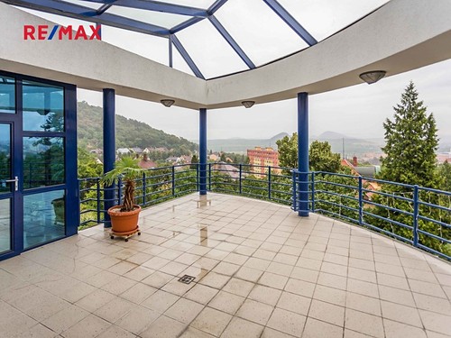 Prodaná vila 512 m², pozemek 1508 m²