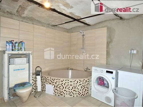Prodaný dům 220 m², pozemek 6133 m²