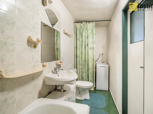 Prodaný dům 120 m², pozemek 9354 m²