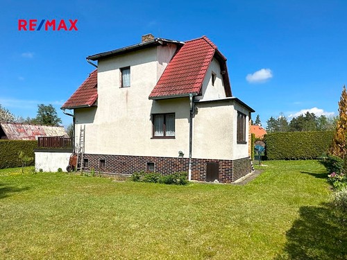 Prodaná chata 120 m², pozemek 953 m²