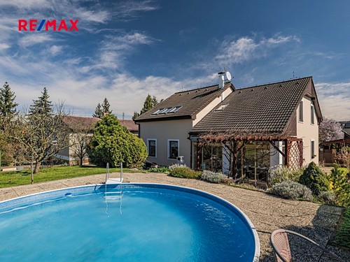 Prodaný dům 205 m², pozemek 707 m²