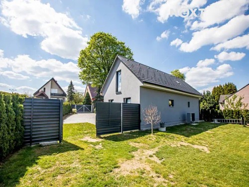Prodaný dům 182 m², pozemek 700 m²
