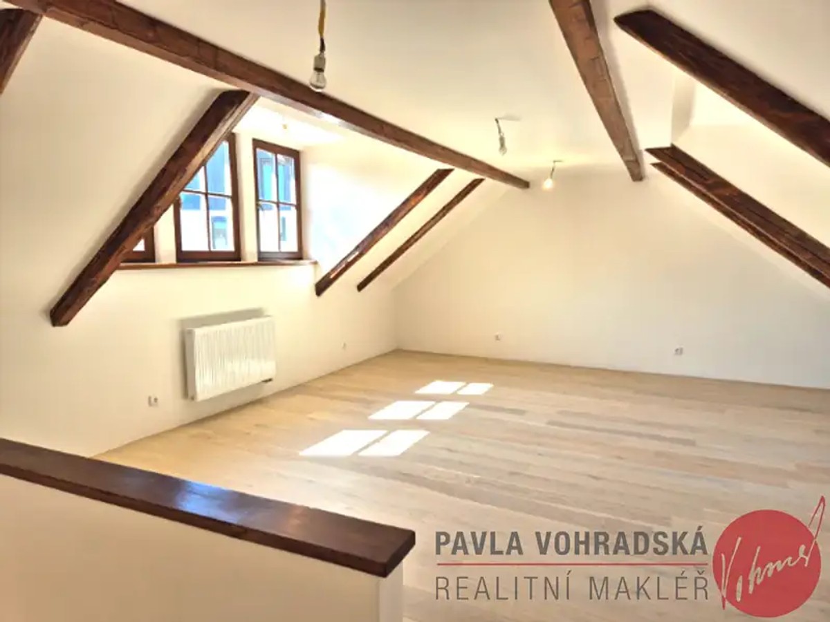 Prodej bytu 4+kk 108 m²