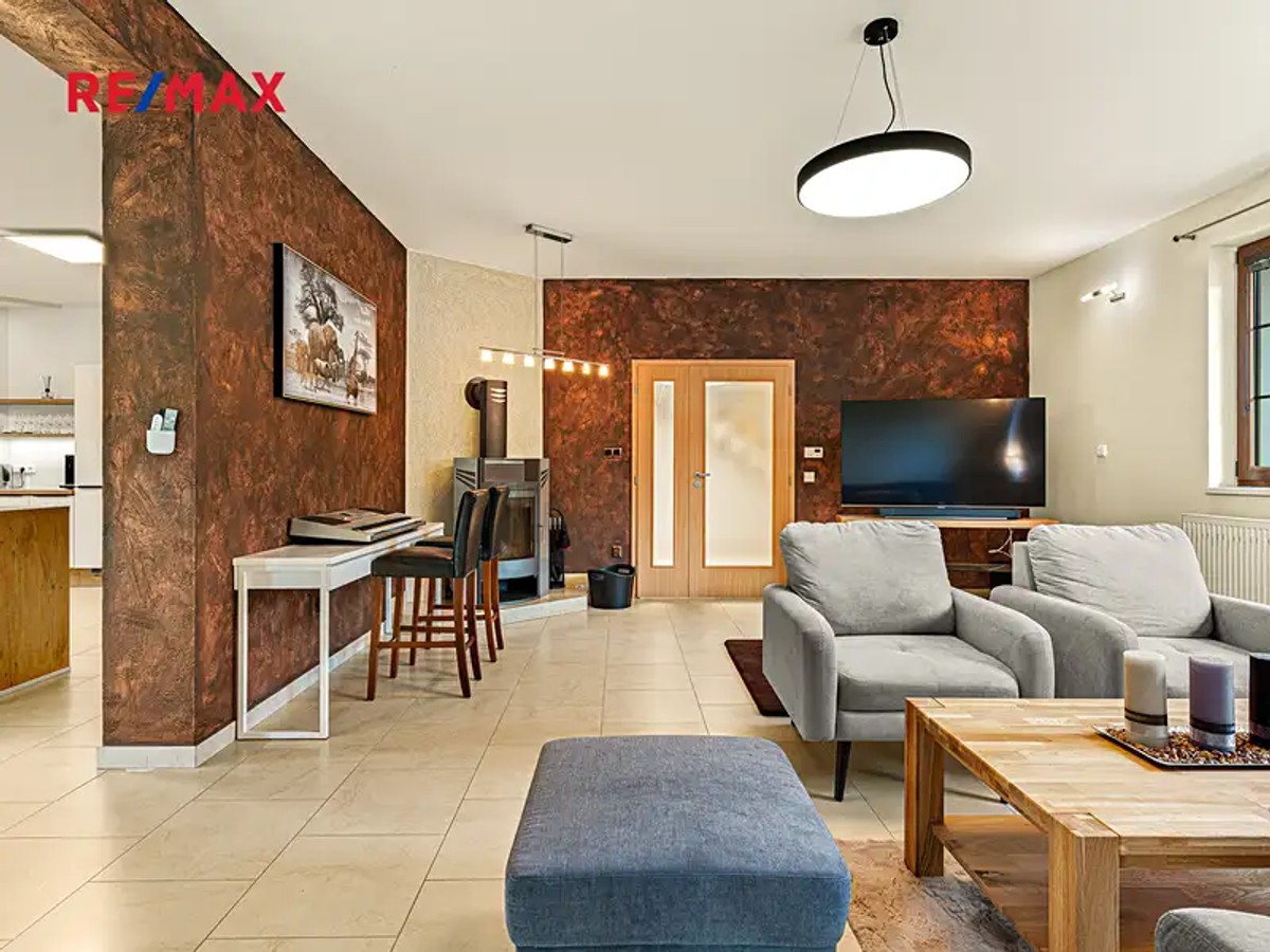 Prodej domu 307 m², pozemek 823 m²