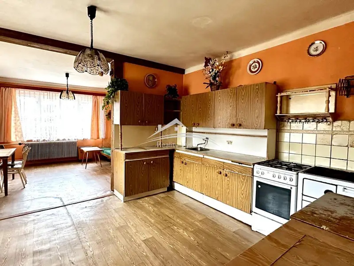 Prodej domu 200 m², pozemek 1386 m²