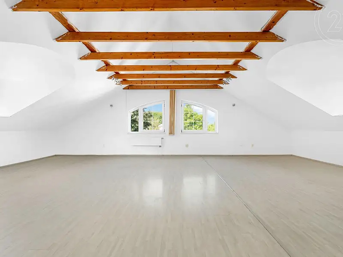 Prodej domu 515 m², pozemek 3219 m²