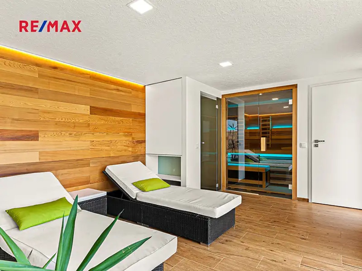 Prodej domu 307 m², pozemek 823 m²