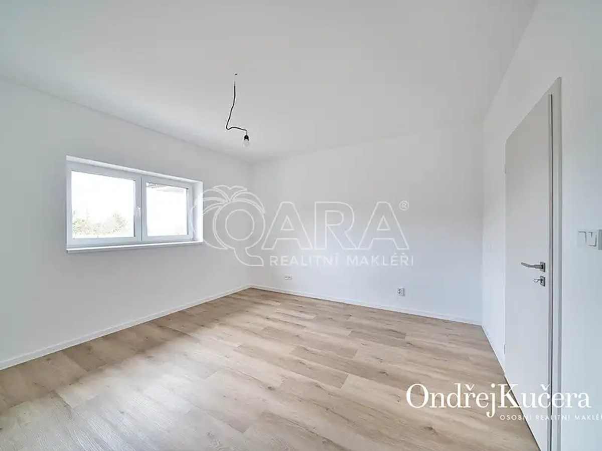 Prodej domu 200 m², pozemek 1000 m²