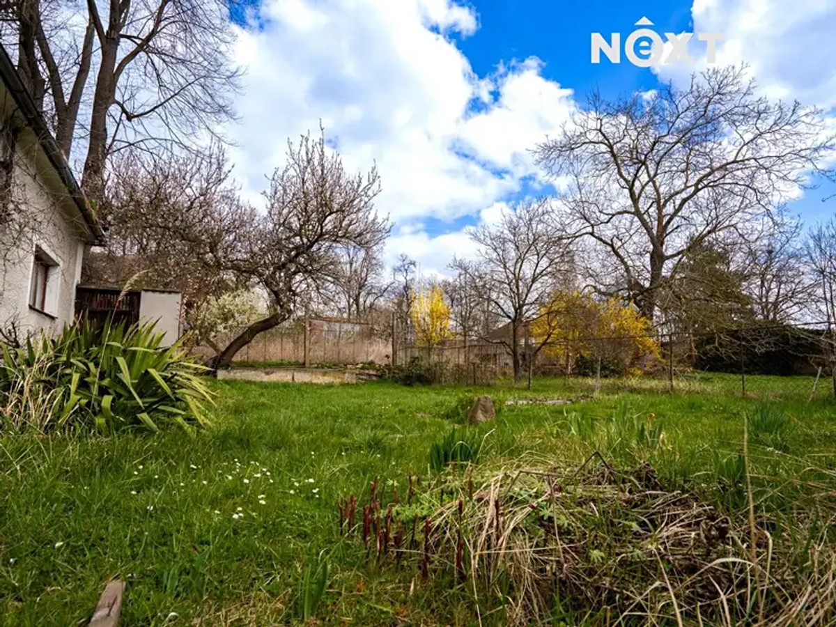 Prodej stavebního pozemku 1431 m²