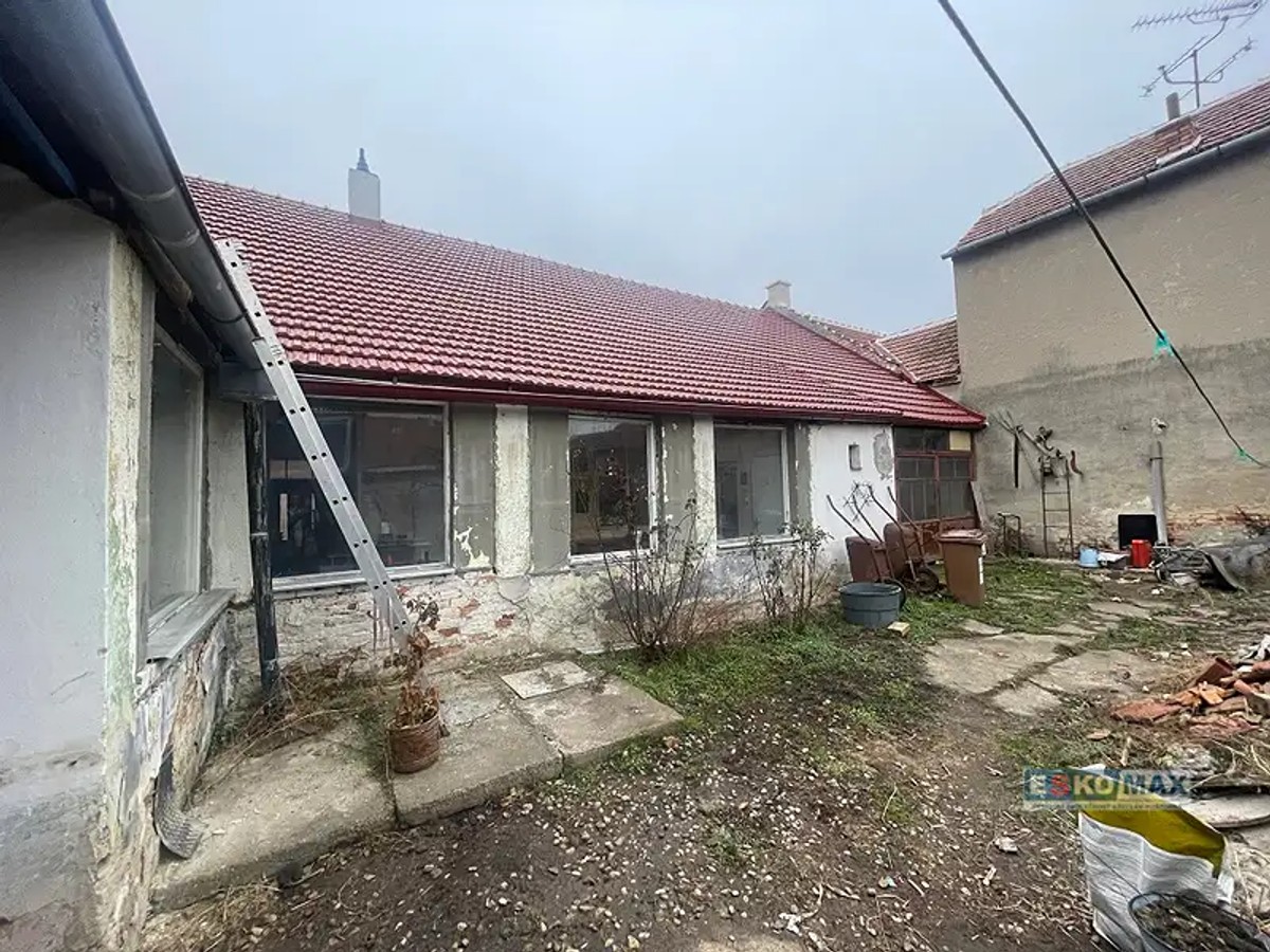 Prodej domu 300 m², pozemek 688 m²