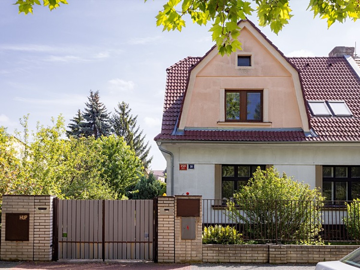 Prodaný dům 232 m², pozemek 586 m²
