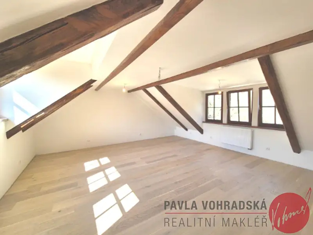 Prodej bytu 4+kk 108 m²