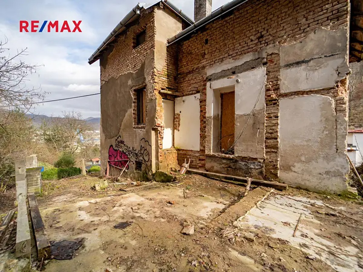 Prodej domu 105 m², pozemek 2002 m²