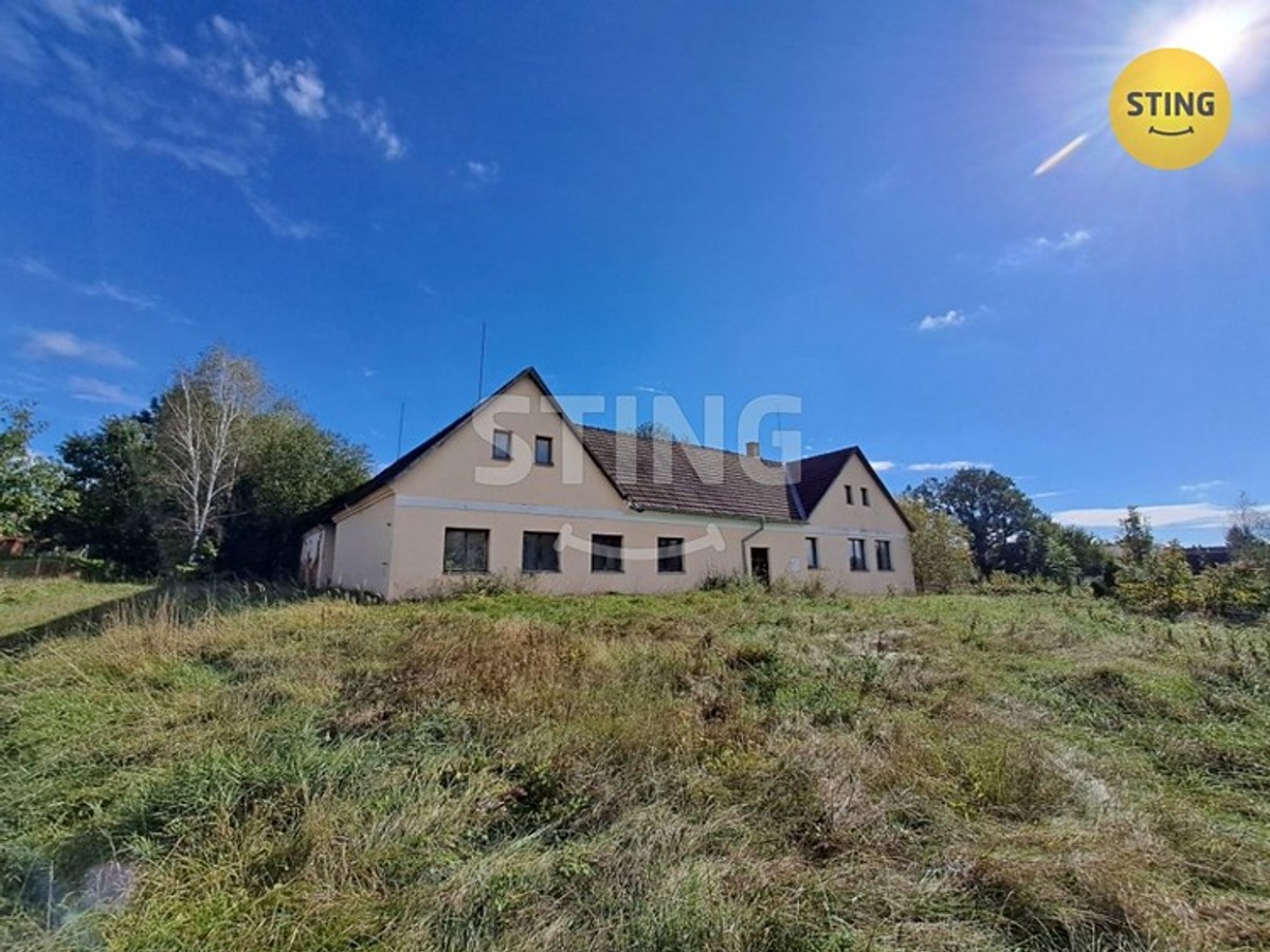 Prodej zemědělské usedlosti 200 m², pozemek 6393 m²