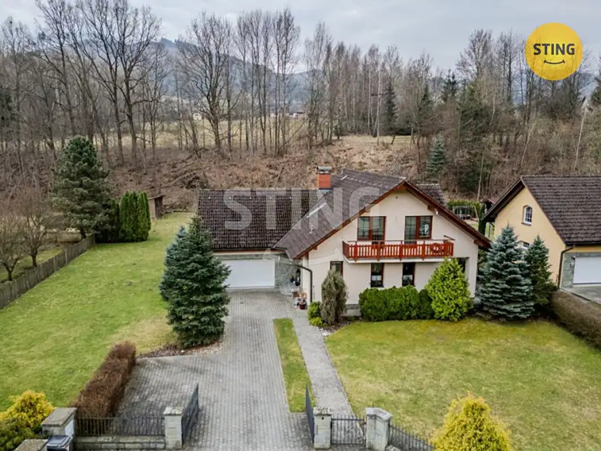 Prodej domu 240 m², pozemek 2035 m²