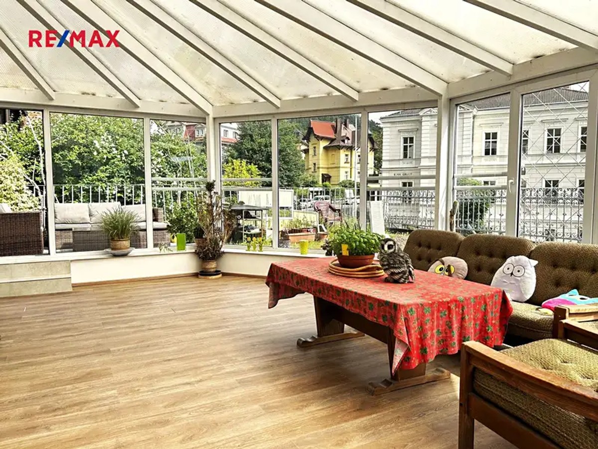Prodej vily 482 m², pozemek 732 m²