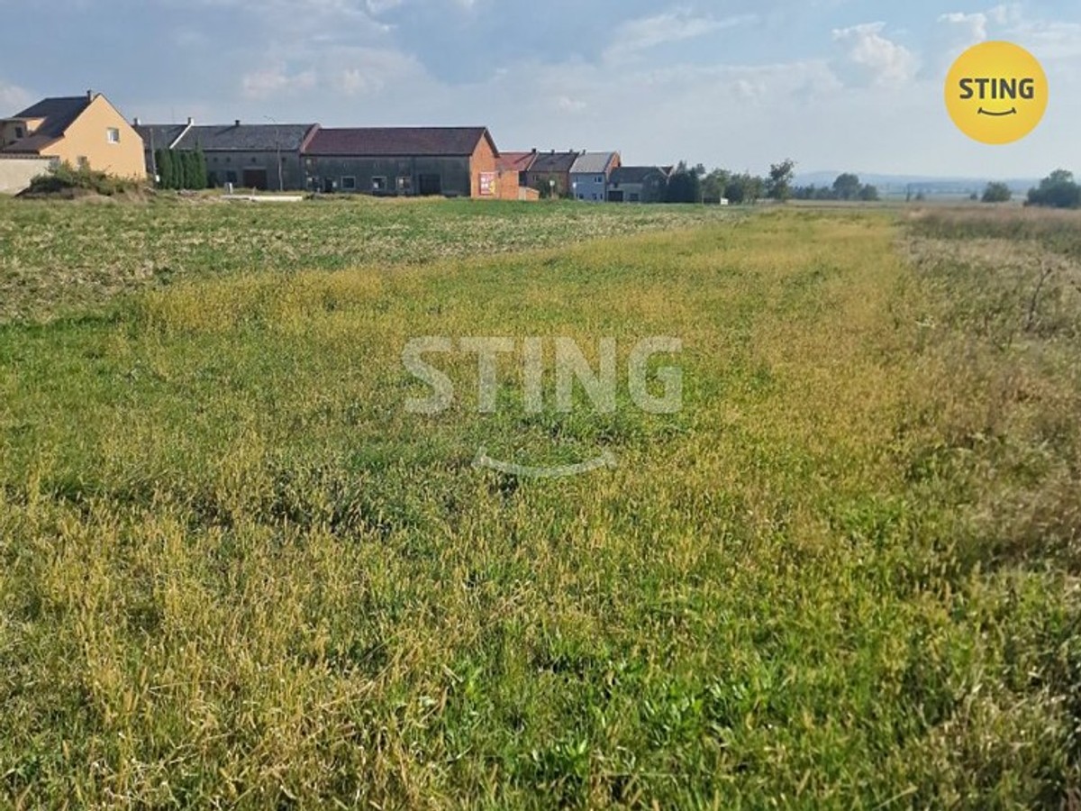 Prodej stavebního pozemku 1343 m²