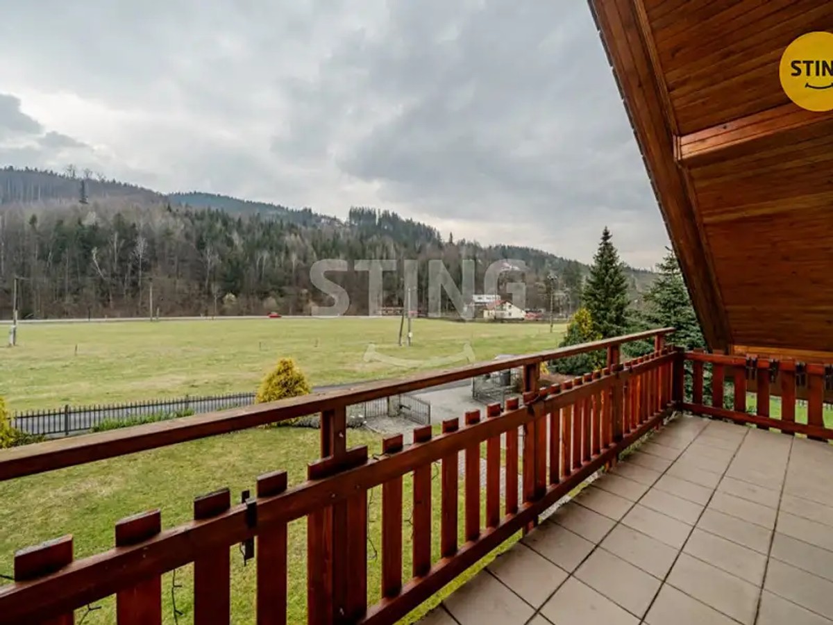 Prodej domu 240 m², pozemek 2035 m²