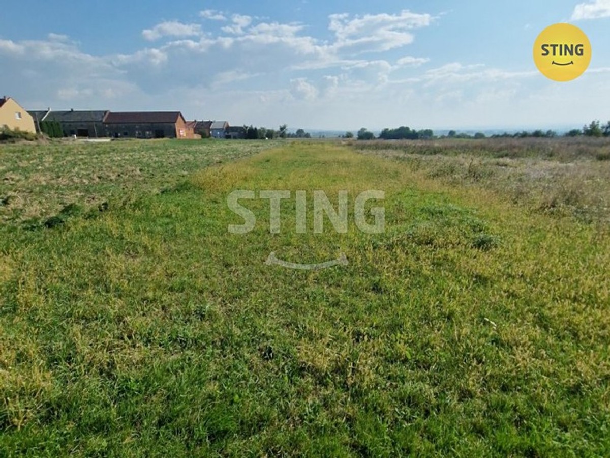 Prodej stavebního pozemku 1343 m²