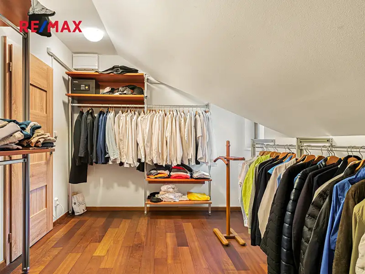 Prodej domu 307 m², pozemek 823 m²