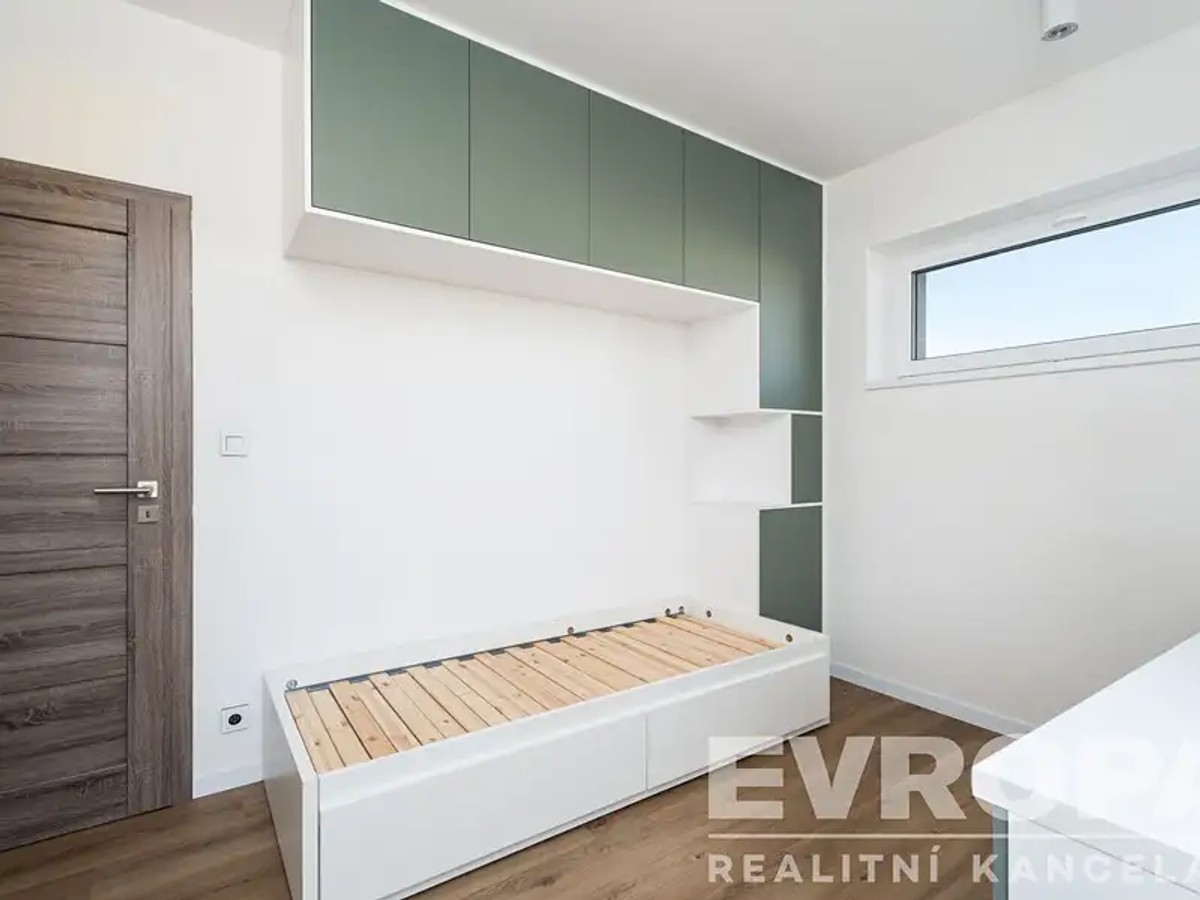 Prodej domu 100 m², pozemek 990 m²
