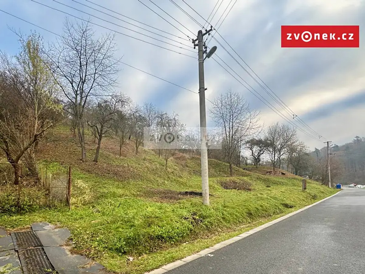 Prodej stavebního pozemku 1500 m²