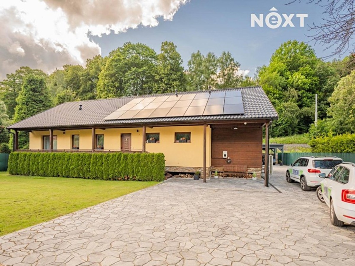 Prodej domu 178 m², pozemek 1084 m²