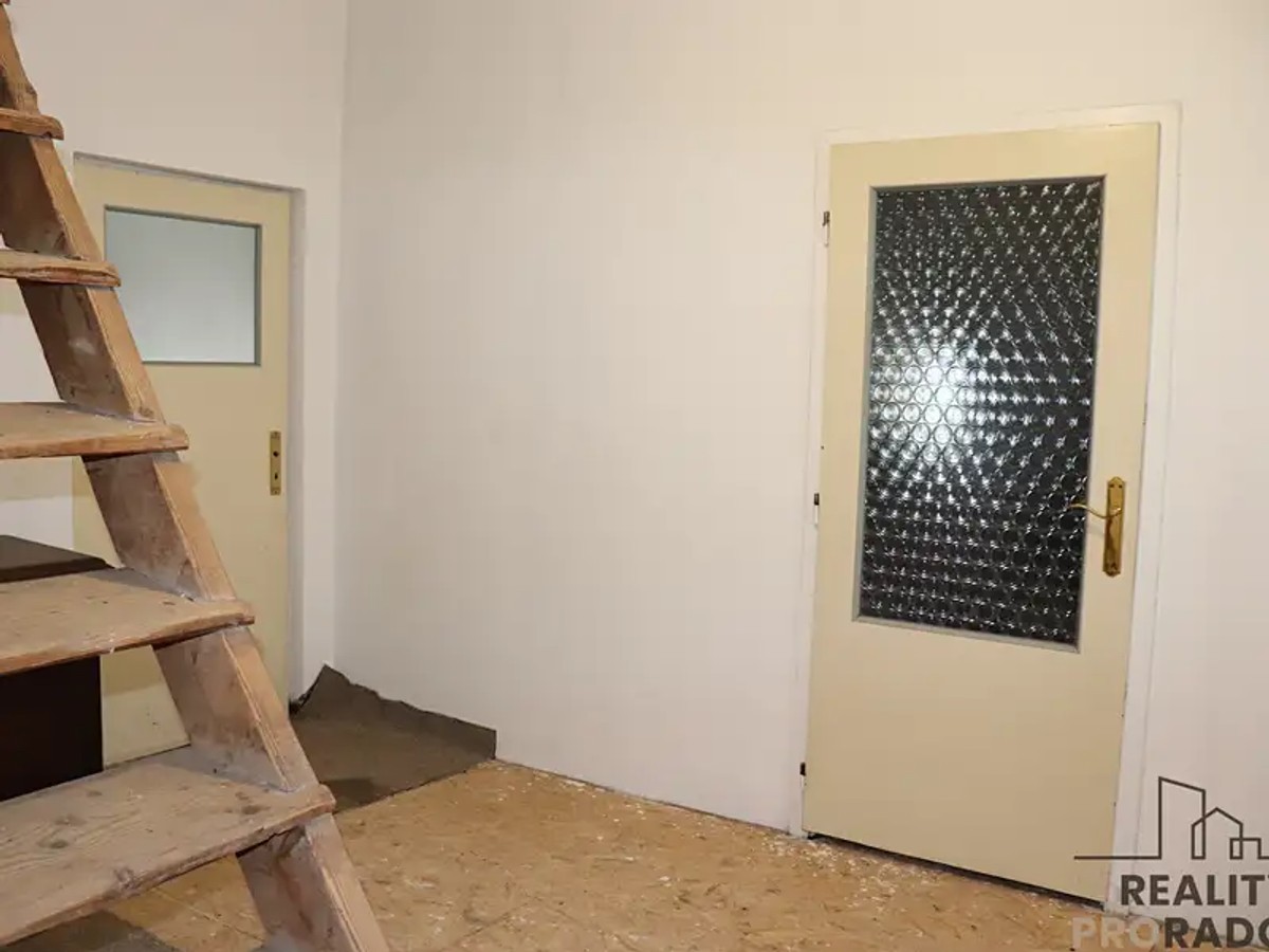 Prodej domu 374 m², pozemek 675 m²