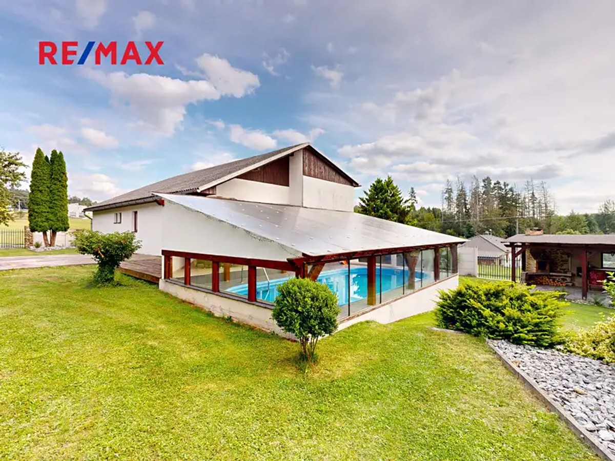 Prodej domu 186 m², pozemek 1068 m²