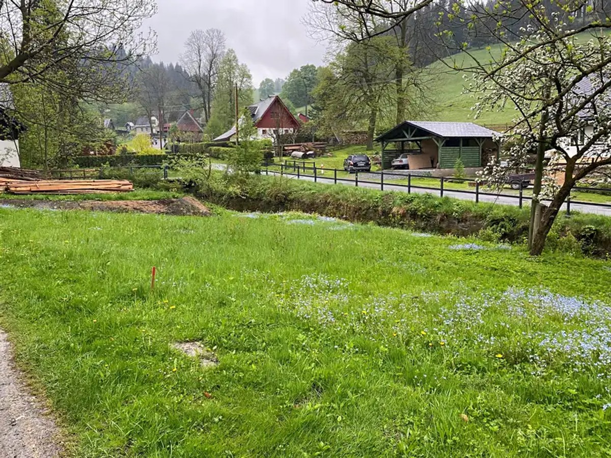 Prodej stavebního pozemku 296 m²