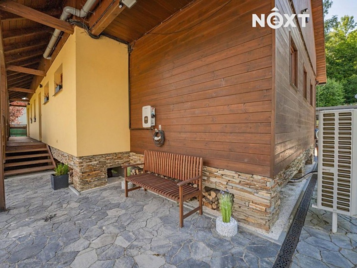 Prodej domu 178 m², pozemek 1084 m²