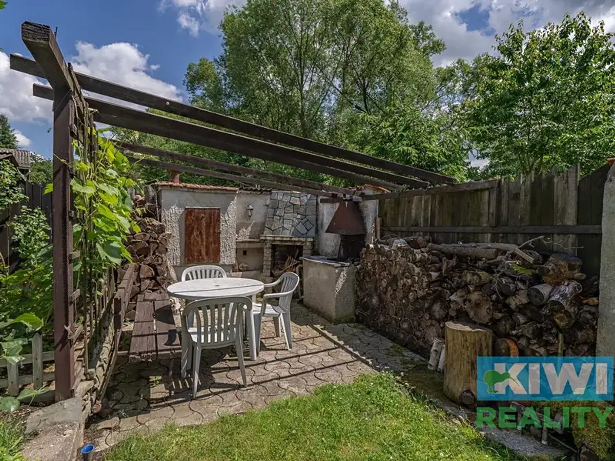 Prodej domu 100 m², pozemek 281 m²