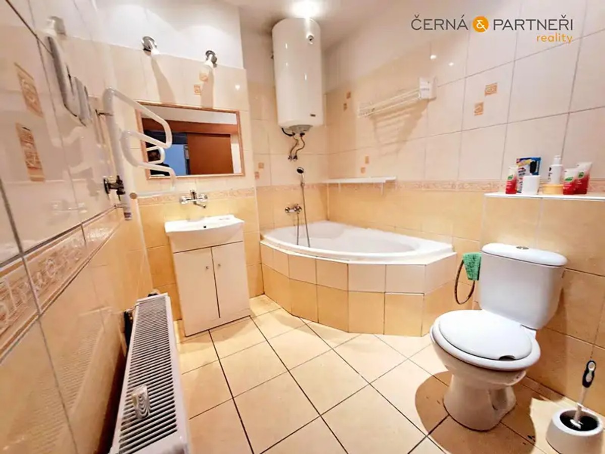 Prodej domu 244 m², pozemek 50 m²