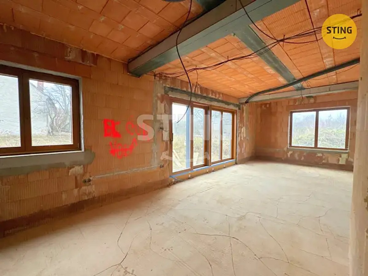 Prodej domu 285 m², pozemek 1323 m²