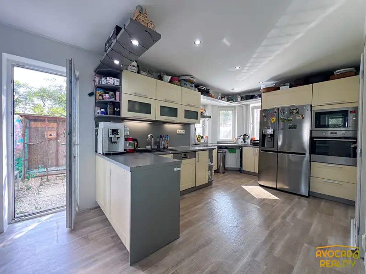 Prodej domu 250 m², pozemek 817 m²