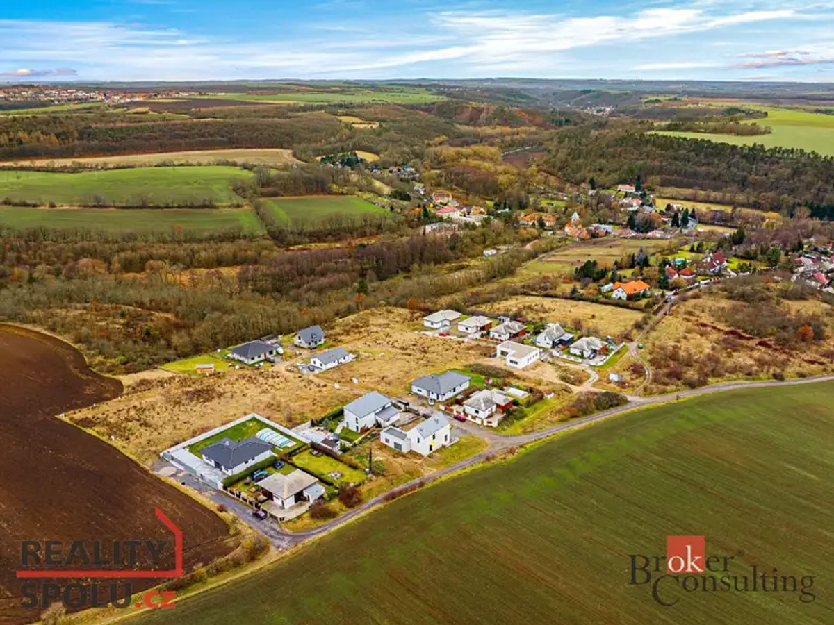 Prodej stavebního pozemku 875 m²