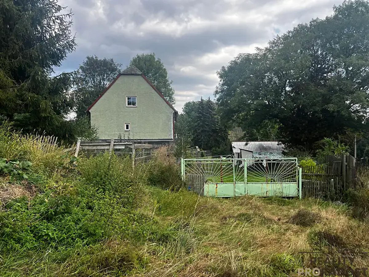 Prodej domu 374 m², pozemek 675 m²