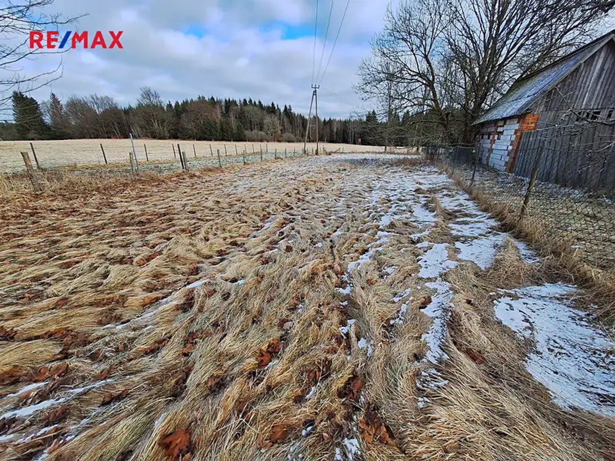 Prodej stavebního pozemku 8071 m²