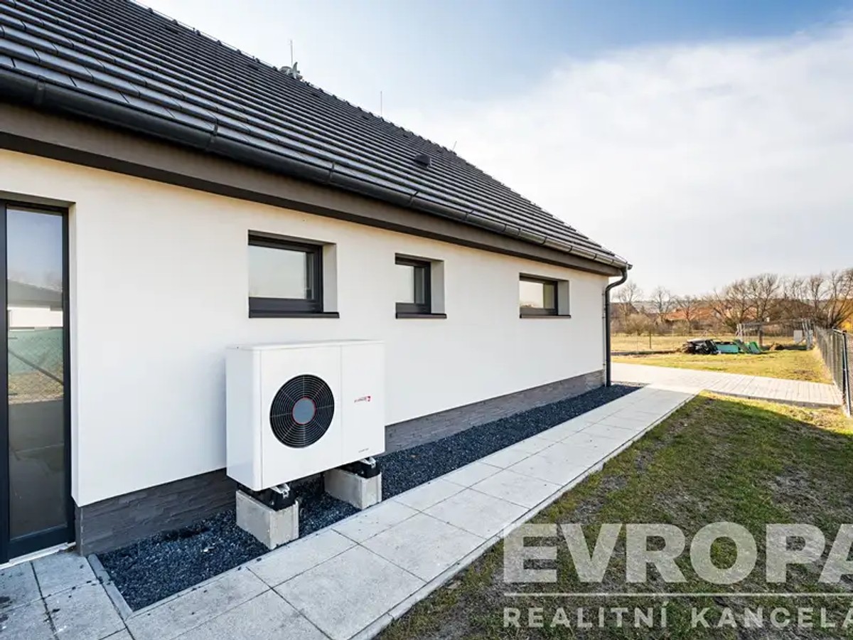 Prodej domu 100 m², pozemek 990 m²