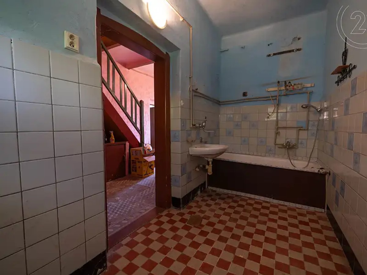 Prodej domu 488 m², pozemek 1781 m²