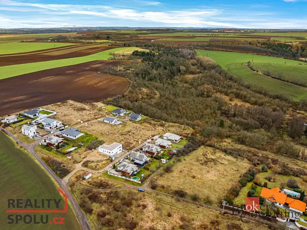 Prodej stavebního pozemku 875 m²
